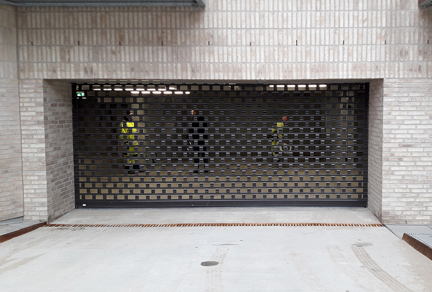 Rullegitter p-kælder